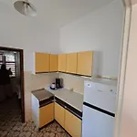Midsomer Apartment